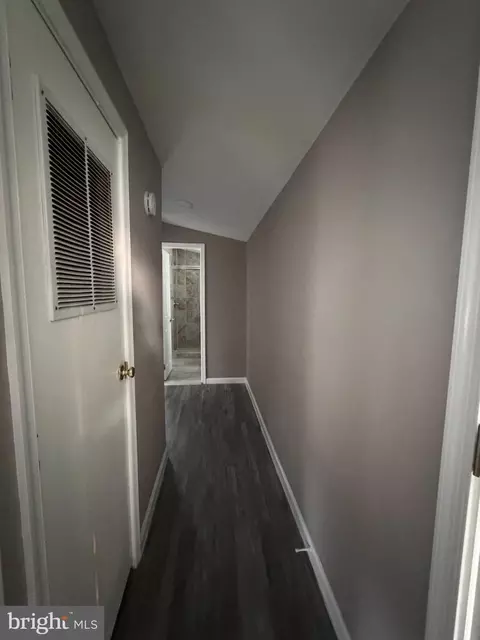 100 Lariat Rd, Middle River, MD 21220 photo 10