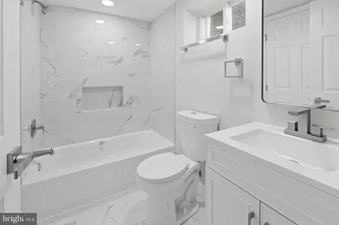 Bath - 3807 Byfield Rd, Baltimore, MD 21207 photo 3 of 4