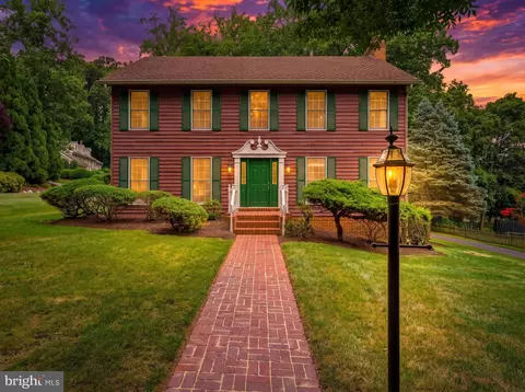 8535 Hill Spring Dr, Lutherville Timonium, MD 21093