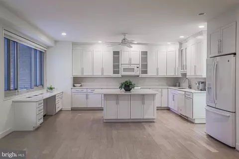 11 Slade #410, Pikesville, MD 21208