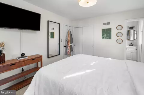 Bedroom - 3406 Ripple, Windsor Mill, MD 21244 photo 1 of 4