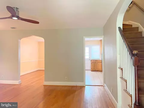 Living - 35 Murdock Rd, Baltimore, MD 21212 photo 8 of 8