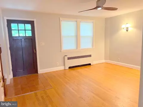 Living - 35 Murdock Rd, Baltimore, MD 21212 photo 1 of 8