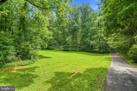 Exterior - 13536 Fork Rd, Baldwin, MD 21013 photo 17 of 19