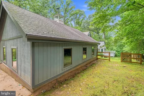 Exterior - 13536 Fork Rd, Baldwin, MD 21013 photo 15 of 19