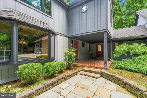 Exterior - 13536 Fork Rd, Baldwin, MD 21013 photo 5 of 19