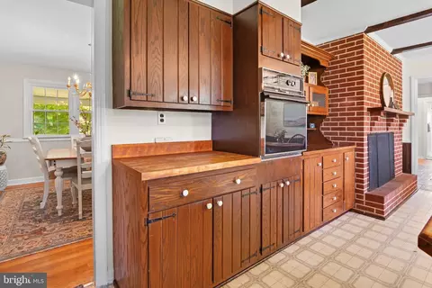 Kitchen - 13613 Alliston Dr, Baldwin, MD 21013 photo 8 of 9