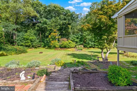 Exterior - 13613 Alliston Dr, Baldwin, MD 21013 photo 11 of 14
