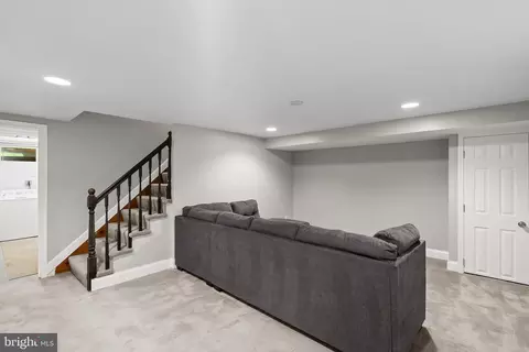 Entry Way - 1235 Halstead Rd, Parkville, MD 21234 photo 2 of 2