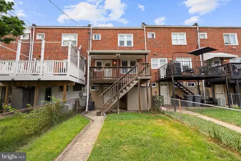 Exterior - 1235 Halstead Rd, Parkville, MD 21234 photo 4 of 4