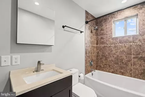 Bath - 1235 Halstead Rd, Parkville, MD 21234 photo 1 of 1