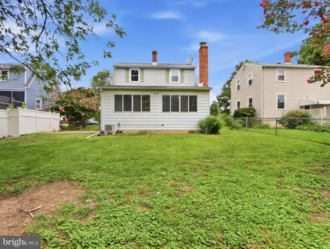 Exterior - 1225 Poplar Ave, Halethorpe, MD 21227 photo 4 of 5