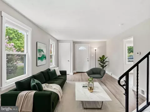 Living - 1225 Poplar Ave, Halethorpe, MD 21227 photo 1 of 8