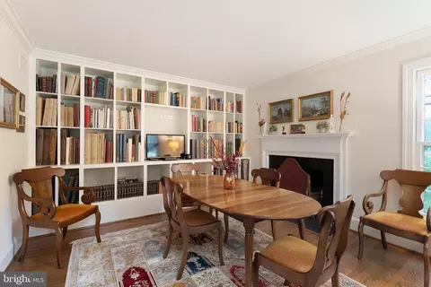 Dining - 4323 Mount Zion Rd, Upperco, MD 21155 photo 4 of 5
