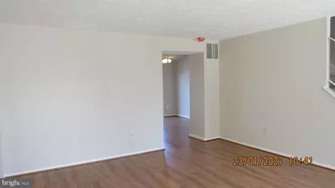 Living - 4028 Rustico Rd, Middle River, MD 21220 photo 2 of 4