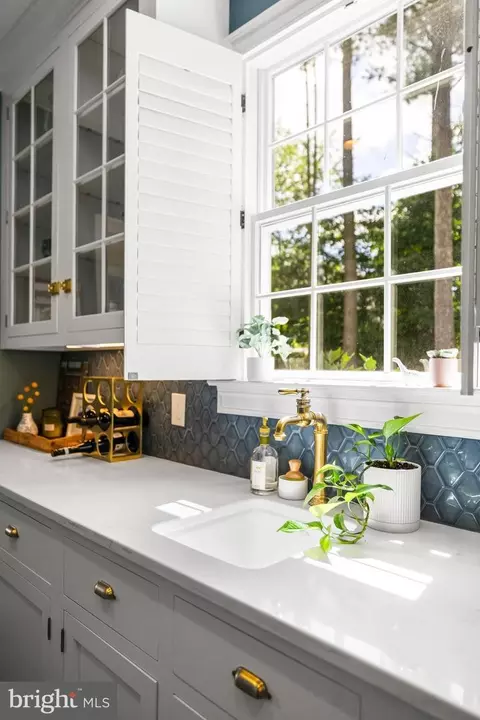 Kitchen - 1506 Phoenix Rd W, Phoenix, MD 21131 photo 7 of 7