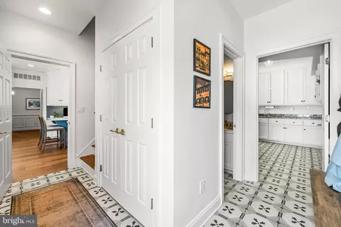 Entry Way - 1506 Phoenix Rd W, Phoenix, MD 21131 photo 8 of 11