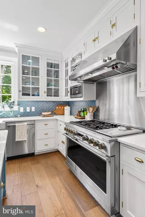 Kitchen - 1506 Phoenix Rd W, Phoenix, MD 21131 photo 4 of 7