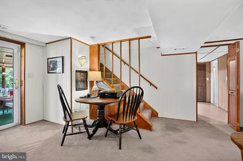 Entry Way - 5126 Mcfaul Rd, Baltimore, MD 21206 photo 6 of 6