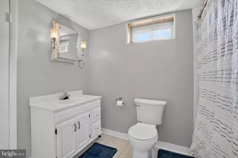 Bath - 5126 Mcfaul Rd, Baltimore, MD 21206 photo 6 of 6