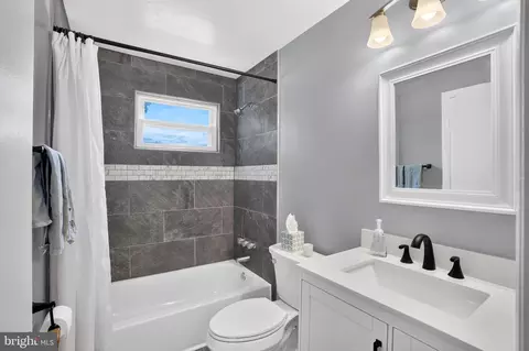 Bath - 5126 Mcfaul Rd, Baltimore, MD 21206 photo 2 of 6