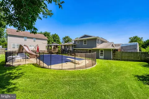 Exterior - 2414 Estelle Ave, Sparrows Point, MD 21219 photo 5 of 6
