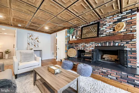 Living - 2414 Estelle Ave, Sparrows Point, MD 21219 photo 1 of 1