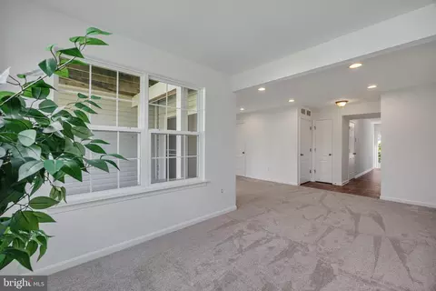 Entry Way - 7694 Town View Dr, Baltimore, MD 21222 photo 3 of 3