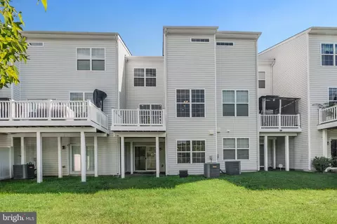 Exterior - 7694 Town View Dr, Baltimore, MD 21222 photo 6 of 6