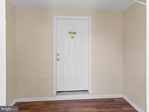Entry Way - 8211 Northview Rd, Dundalk, MD 21222 photo 1 of 3