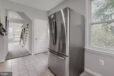 Entry Way - 299 Lavern Ave, Halethorpe, MD 21227 photo 3 of 5