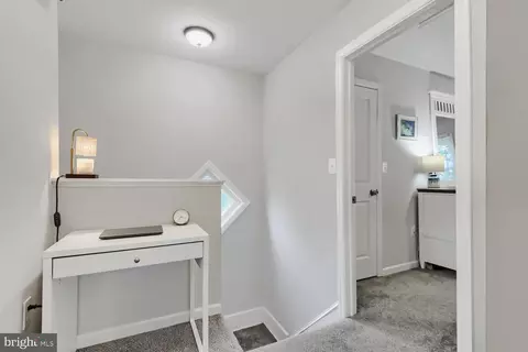 Entry Way - 299 Lavern Ave, Halethorpe, MD 21227 photo 4 of 5