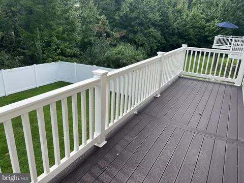 Exterior - 558 Katherine Ave, Baltimore, MD 21221 photo 5 of 6