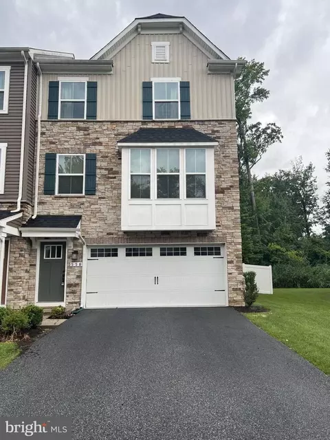 Exterior - 558 Katherine Ave, Baltimore, MD 21221 photo 2 of 6