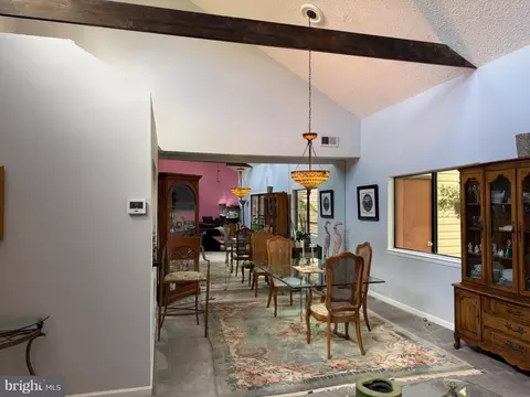 Dining - 1811 Snow Meadow Ln #301, Baltimore, MD 21209 photo 2 of 2