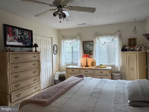 Bedroom - 1811 Snow Meadow Ln #301, Baltimore, MD 21209 photo 2 of 2