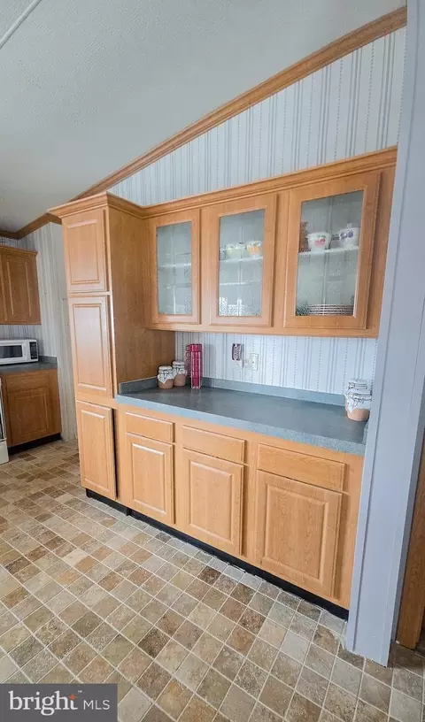 3304 Iris Ln, Middle River, MD 21220 photo 18