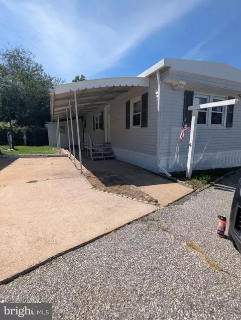 499 Mirabile Ln, Baltimore, MD 21224