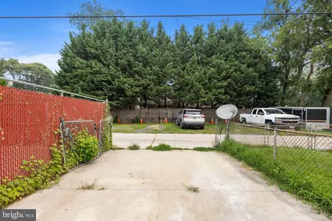 Exterior - 8048 Kavanagh Rd, Dundalk, MD 21222 photo 1 of 3