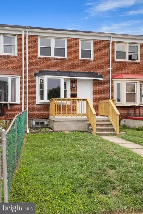 Exterior - 8048 Kavanagh Rd, Dundalk, MD 21222 photo 2 of 3