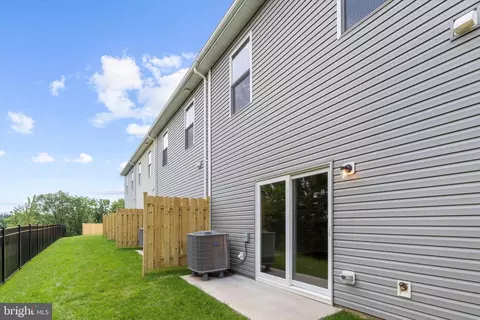 Exterior - 8100 Bartholomew Ct, Baltimore, MD 21206 photo 3 of 3