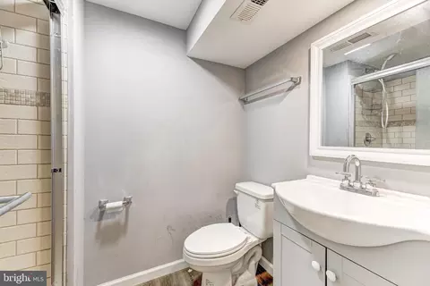 Bath - 3731 Sylvan Dr, Baltimore, MD 21207 photo 4 of 4