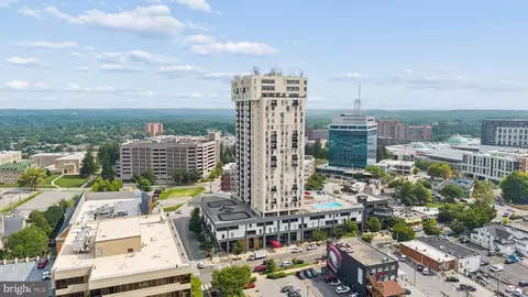 28 Allegheny Ave #903, Towson, MD 21204