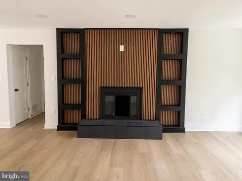 Living - 14004 Manor Rd, Phoenix, MD 21131 photo 2 of 3