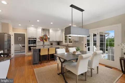 Dining - 14835 Hunting Way, Phoenix, MD 21131 photo 1 of 5