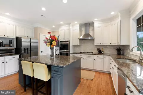 Kitchen - 14835 Hunting Way, Phoenix, MD 21131 photo 2 of 4