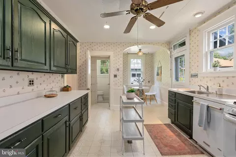 Kitchen - 510 Dunkirk Rd, Baltimore, MD 21212 photo 3 of 3