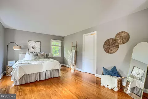 Bedroom - 302 Dixie Dr, Towson, MD 21204 photo 1 of 8