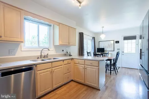 Kitchen - 2400 Sugarcone Rd, Baltimore, MD 21209 photo 3 of 4