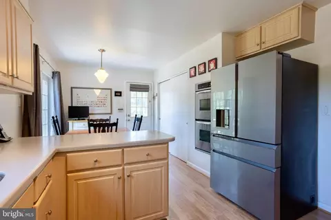 Kitchen - 2400 Sugarcone Rd, Baltimore, MD 21209 photo 4 of 4